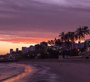 South Africa Bush, Mozambique City and Beach Combo