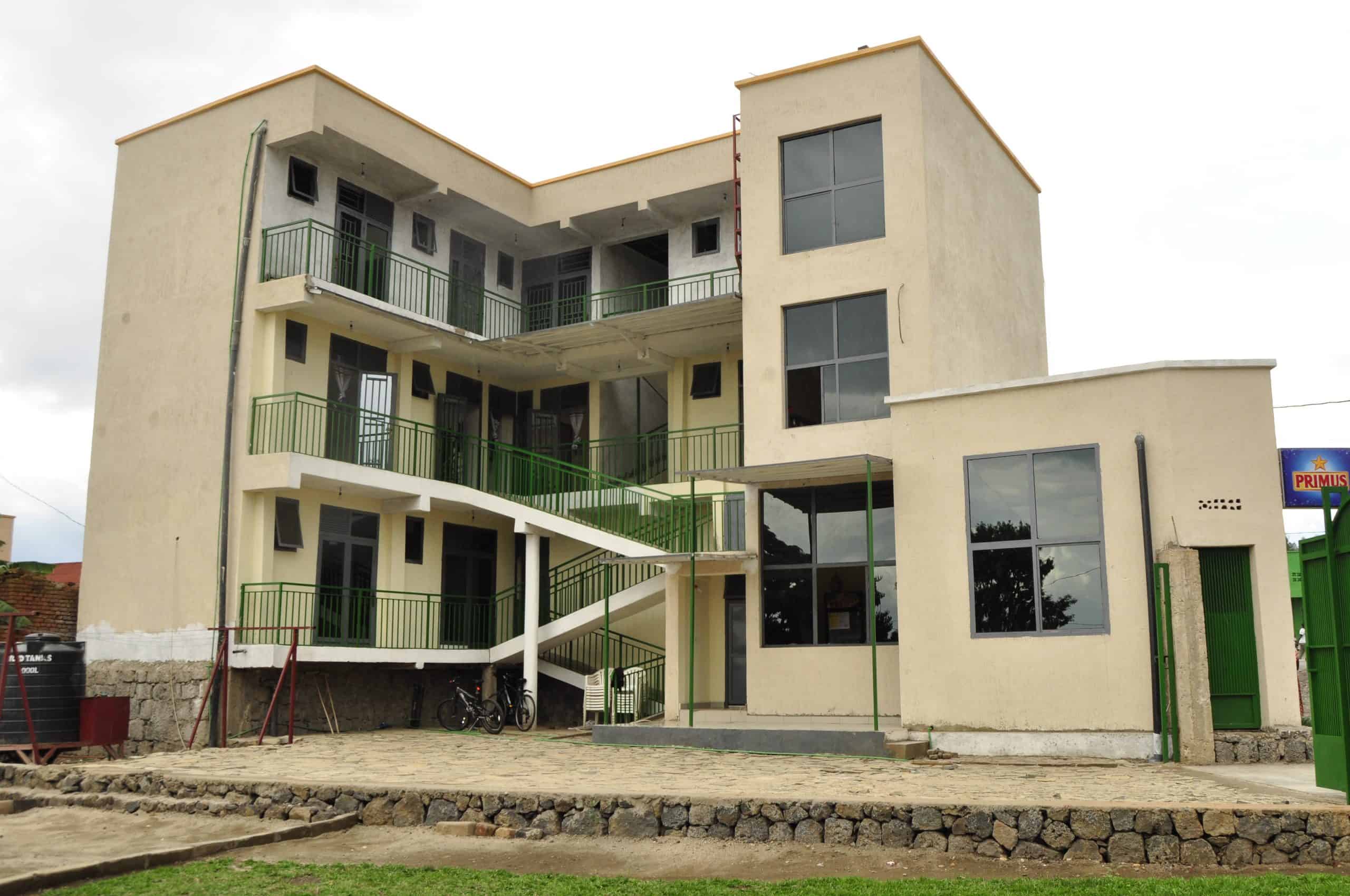 Fidos Guesthouse and Safaris