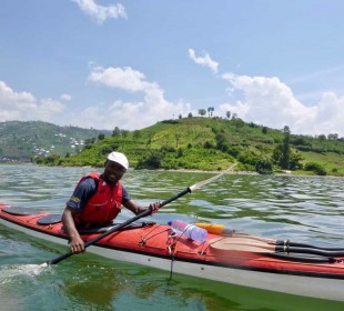 4-Day Lake Kivu Kayaking