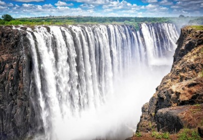 4-Day Victoria Falls & Chobe Explorer