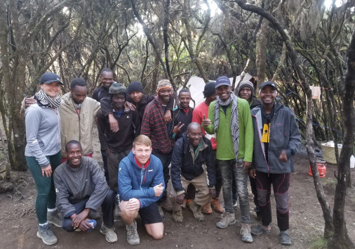 71654269 2353553704960019 5921471080282718208 N