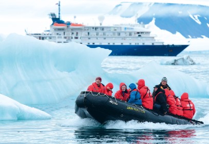 Svalbard Circumnavigation and Kvitøya