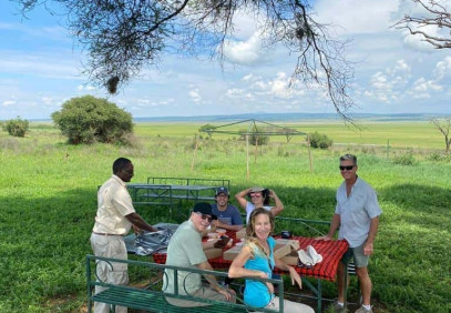 5-Day Semi-Luxury Honeymoon Package