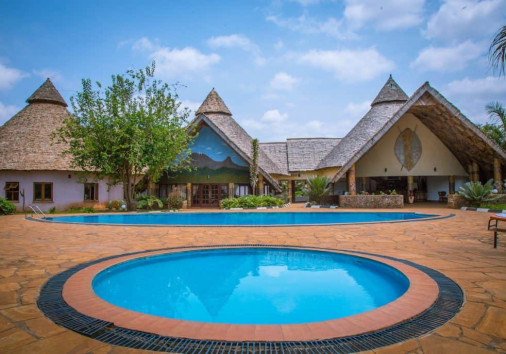 Farm Of Dream Lodge Swimming Pool3 1030x687