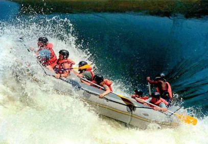 6-Day Gorillas, Wildlife and Whitewater Rafting